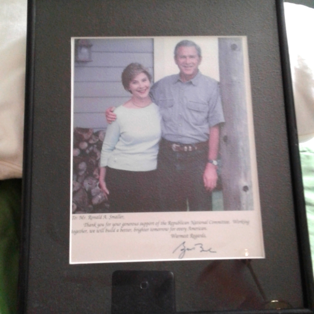 Signed Photo of George W and Laura Bush